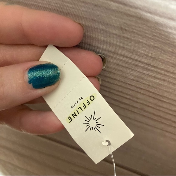 Aerie Offline Ribbed Long Sleeve Cropped T-shirt in Sandalwood - Picture 10 of 10